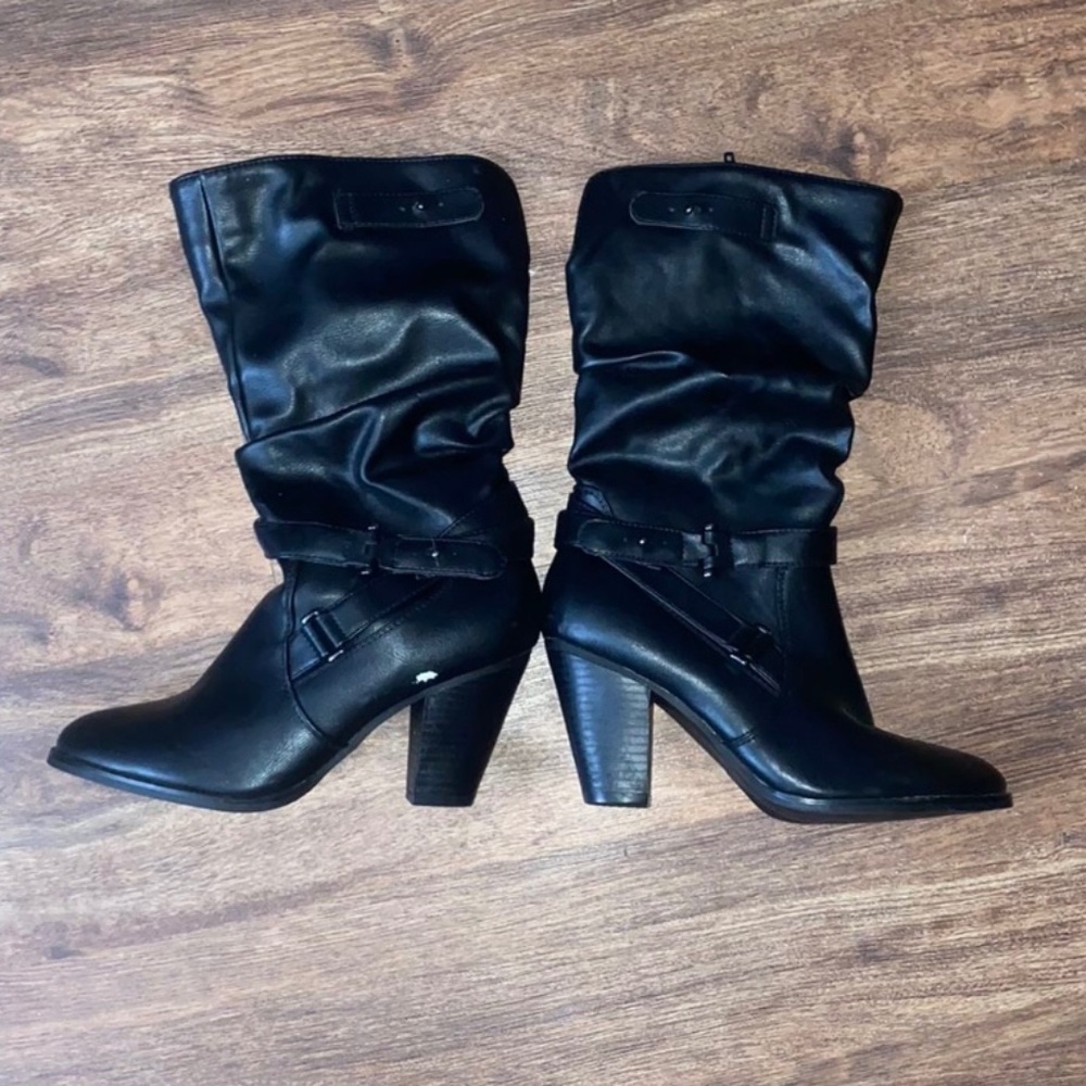 Women’s Apt 9 Heeled Side Zippered Boots Size 9M